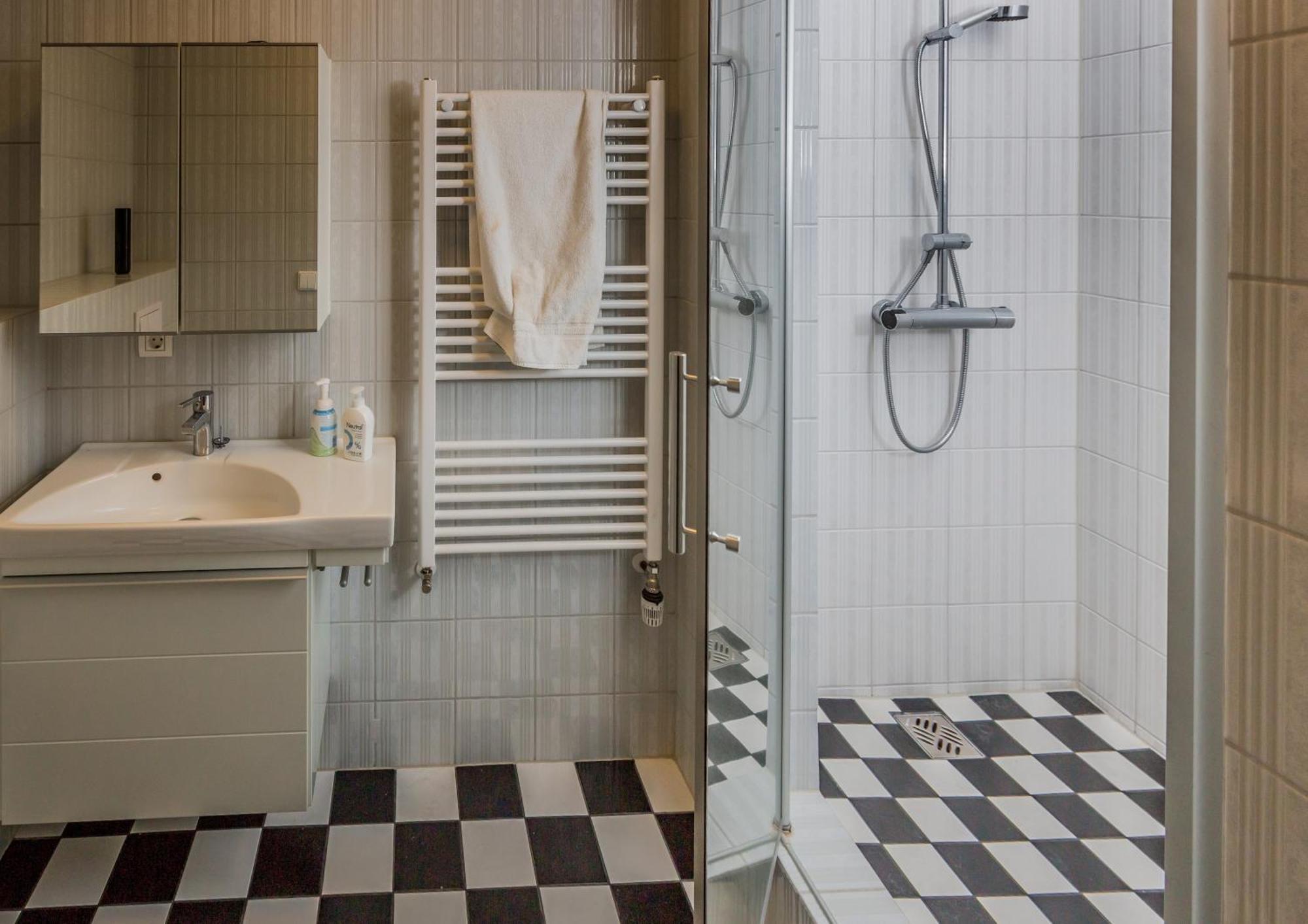Hverfisgata Apartment Reykjavik Ngoại thất bức ảnh