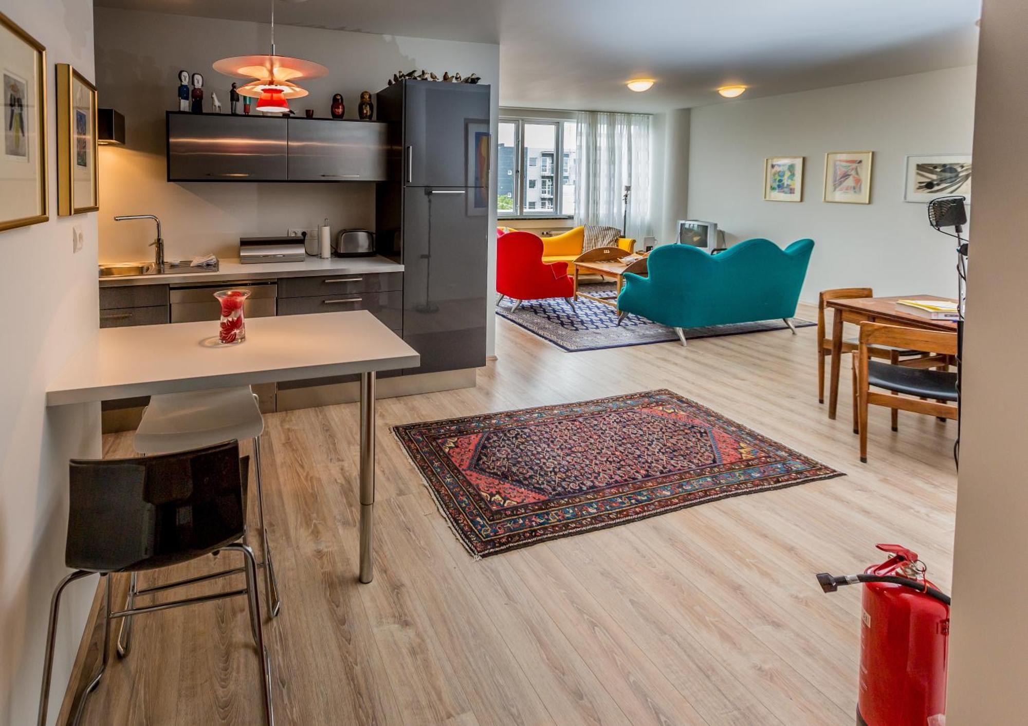 Hverfisgata Apartment Reykjavik Ngoại thất bức ảnh