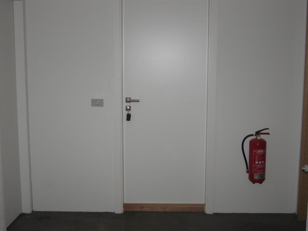 Hverfisgata Apartment Reykjavik Ngoại thất bức ảnh